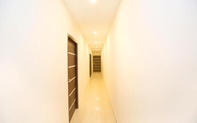 OYO 19716 Hotel Shanay