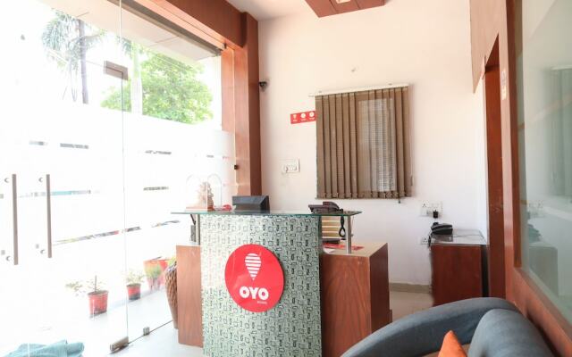 OYO 6433 Hotel Check Inn