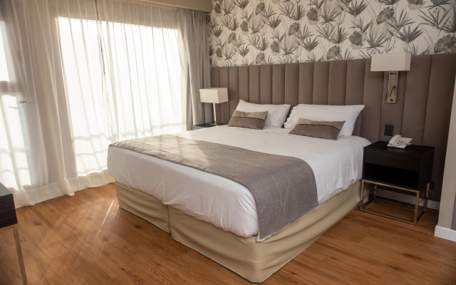 Albatros Hotel - Image 4