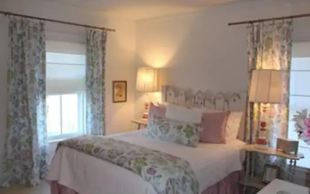 Hope and Glory Inn and Vineyard
