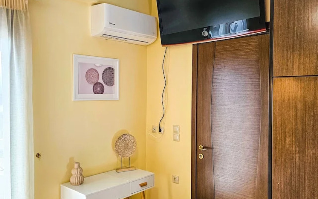 Villa Aitheras - Mountain View & Garden