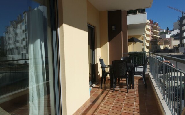 B08 - Central 2  bed with Spa And Pool by DreamAlgarve