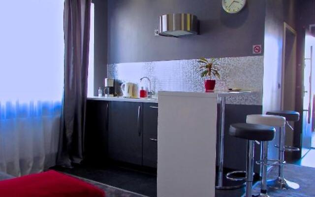Hotel 108