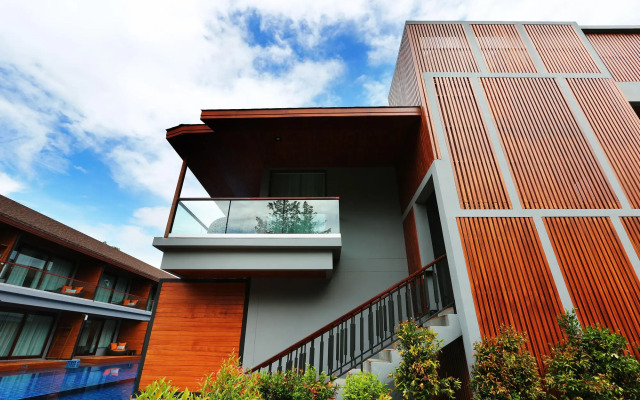 Akira Lipe Resort