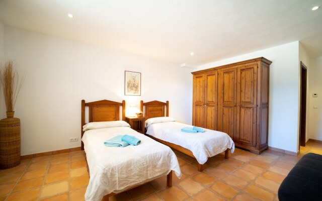Villa Bassa Seca