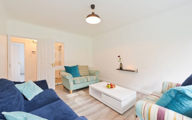 your place - Ballsbridge Court