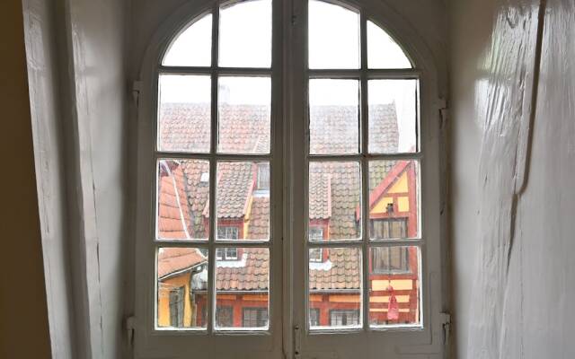 Fantastic Duplex Apartment in the Iconic Neighbourhood of Nyhavn