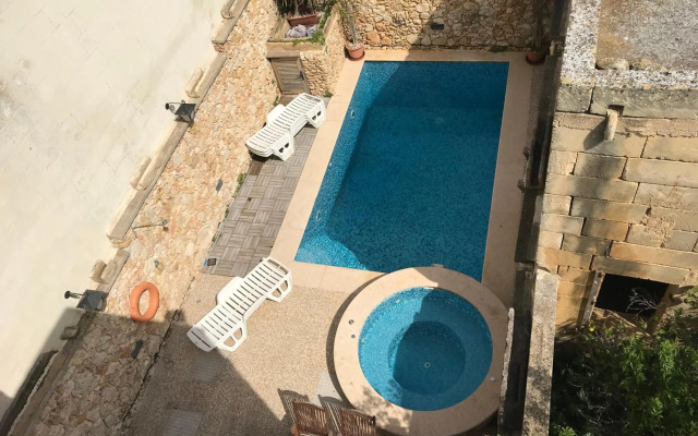 Ta' Manwel Farmhouse