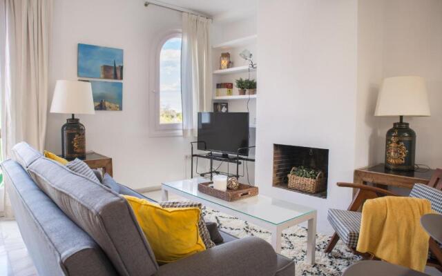 Expo Apartment Golden Mile – 5 min walk to beach