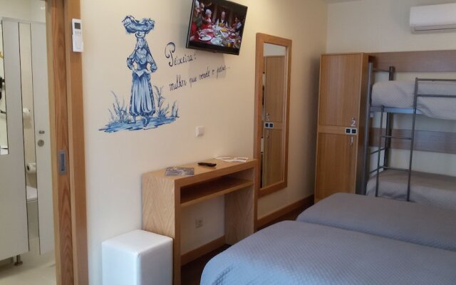 Welcome In - Suites & Hostel