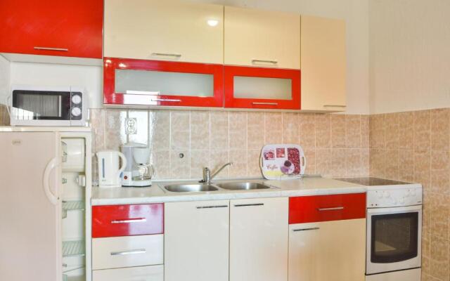 Apartments and Rooms Juki
