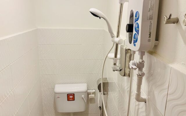 Spot On 89900 Jesselton Capsule Inn