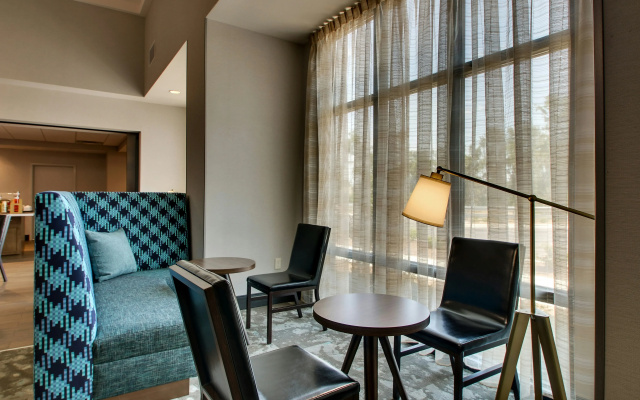 Hampton Inn & Suites Southport