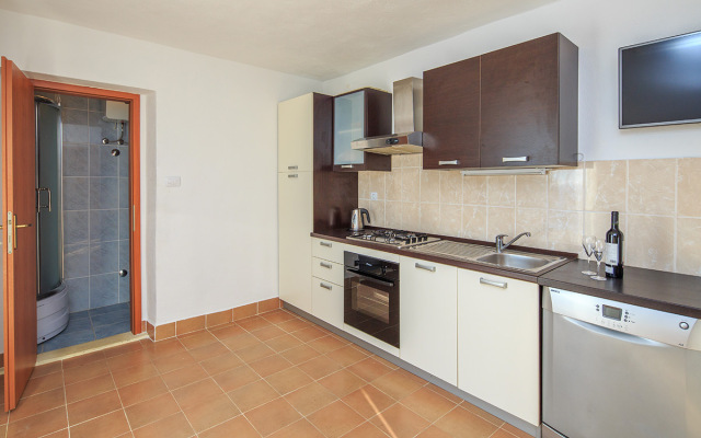 Holiday house Ante - 6m from the sea Seget Vranjica, Riviera Trogir