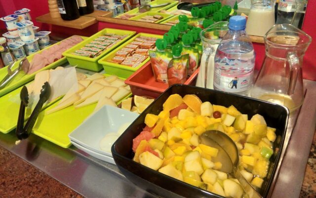 Hotel ibis Styles Aix en Provence Mas des Oliviers