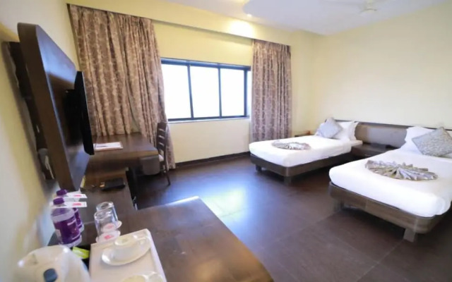 Vijaya Tej Clarks Inn