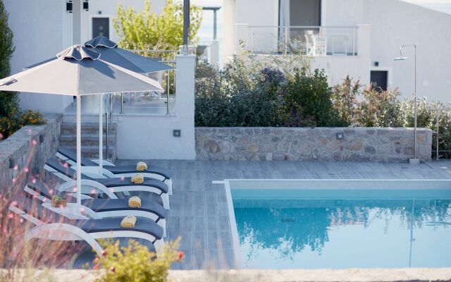 Eleia Seafront Rooms & Villas