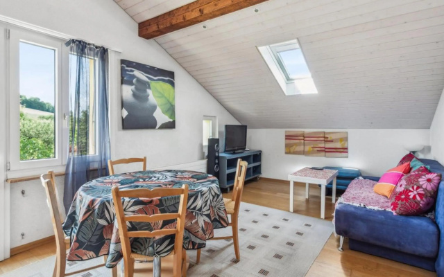 Appartement dans la maison familiale près du lac de Morat-Murten-Fribourg-CH – Guest Rooms – Merlach