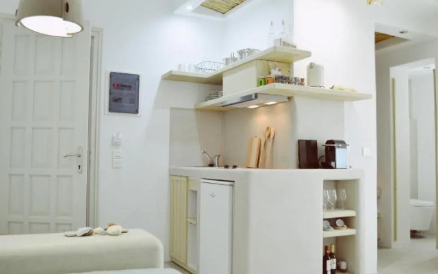 Naxos Edem Studios