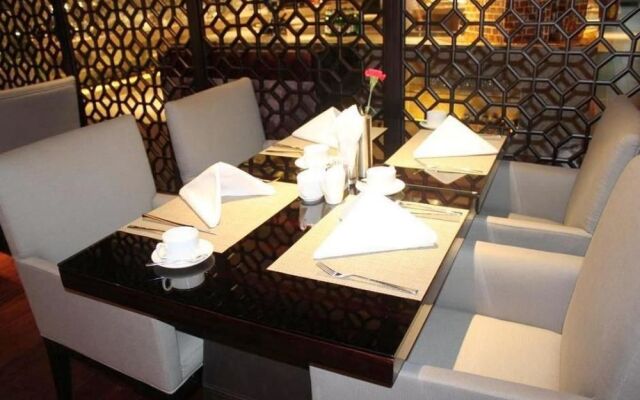 Tangshan Jitang New Century Hotel