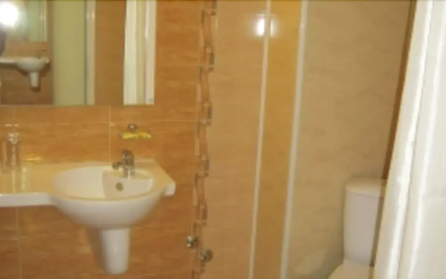 Belle View Hotel II