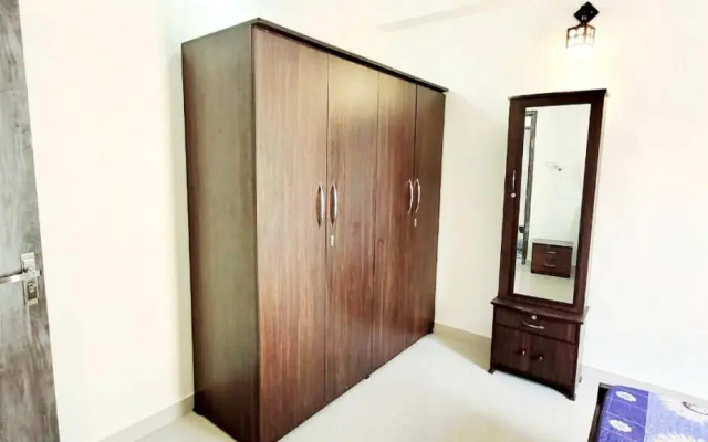 Entire Apartment -Pradhan Nagar Middle of the city