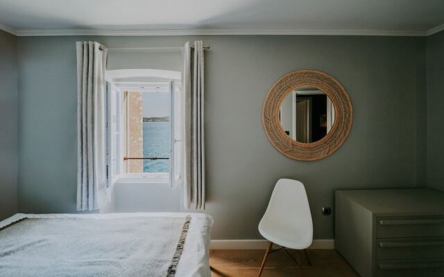 Seafront Palazzo Rovinj With Private sea Access