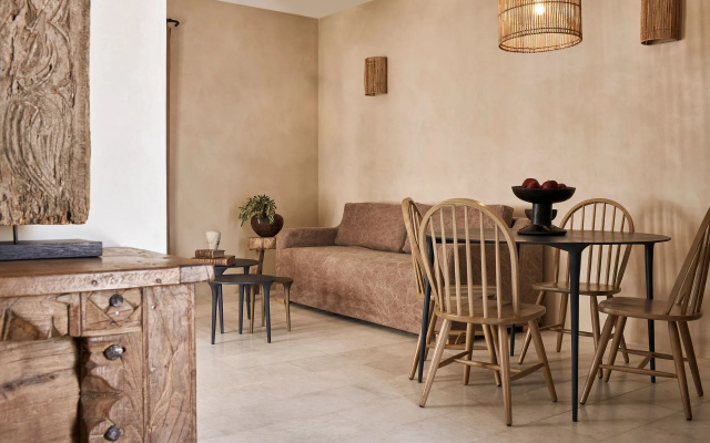 Naxian Collection