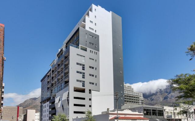 Luxury Table Mountain Balcony Apartment