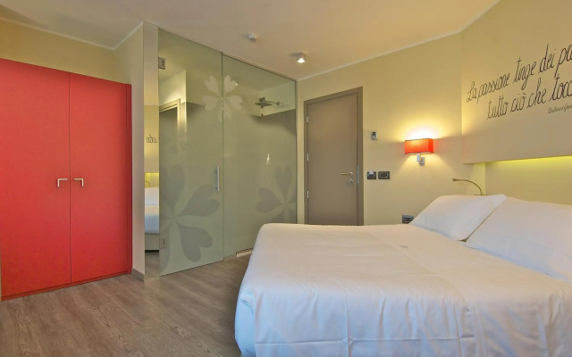 Harmony Suite Hotel