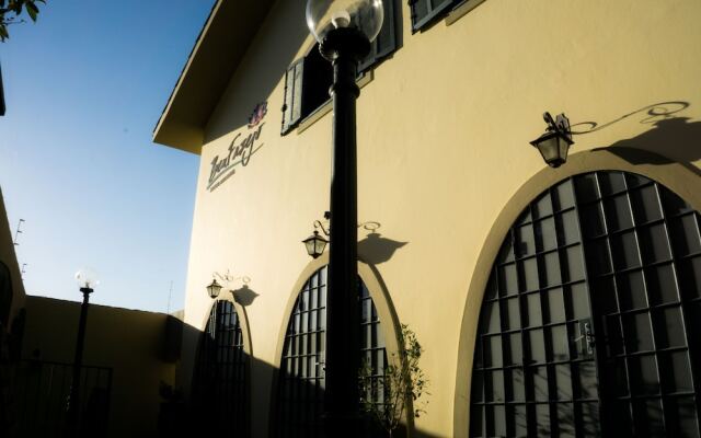 Benfazejo Hostel & Lounge
