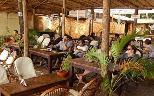 Cafe Del Mar