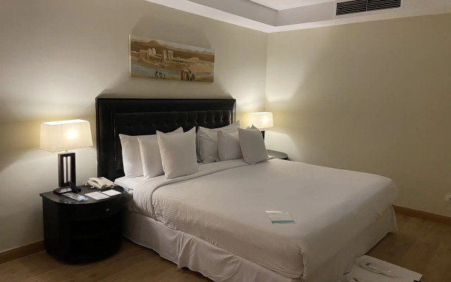 Barceló Cairo Pyramids