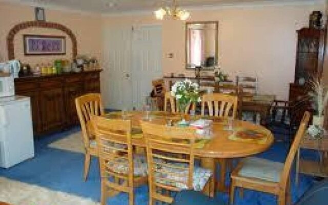 Da Vinci Guest House Gatwick