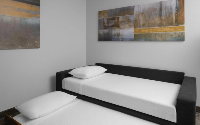 SpringHill Suites Grand Rapids Airport Southeast