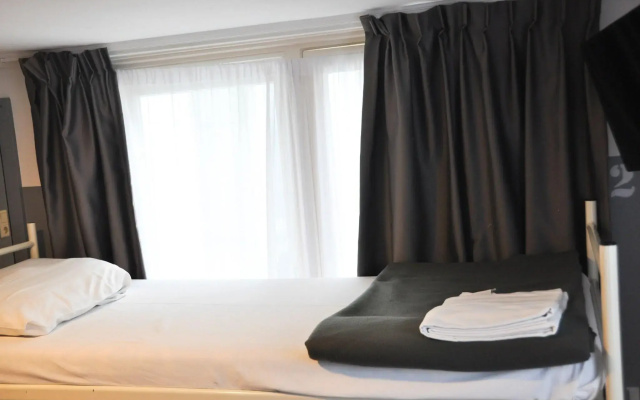 Travel Hotel Amsterdam