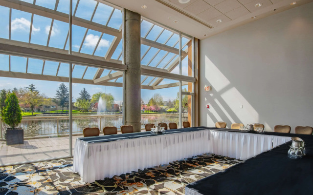 Coast Chilliwack Hotel by APA