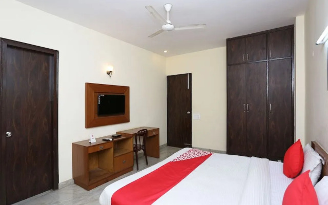 OYO Rooms Cyber Park II