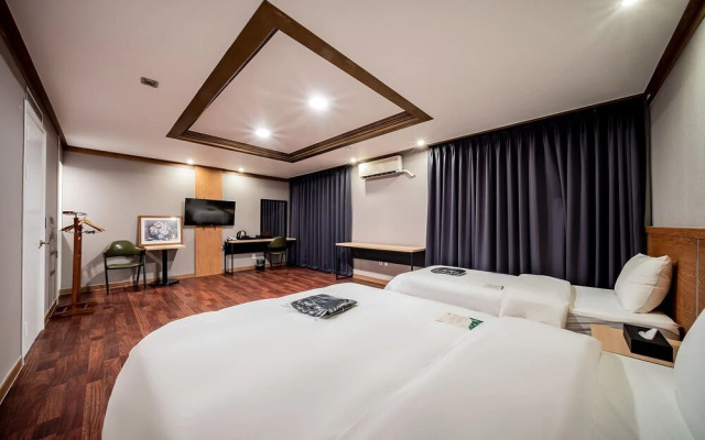 Pyeongtaek Kabo Hotel