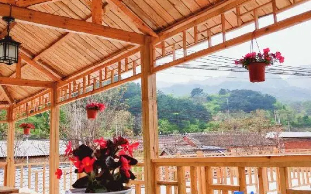 Beijing Shicheng Yunqi B&B (Qinglianggu Scenic Area Branch)