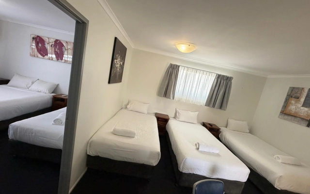 Centrepoint Motor Inn – Guest Rooms – Rockhampton