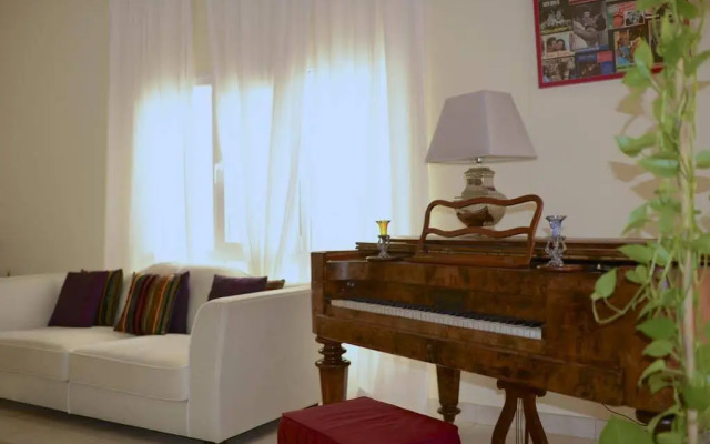 La Dolce Villa Hotel