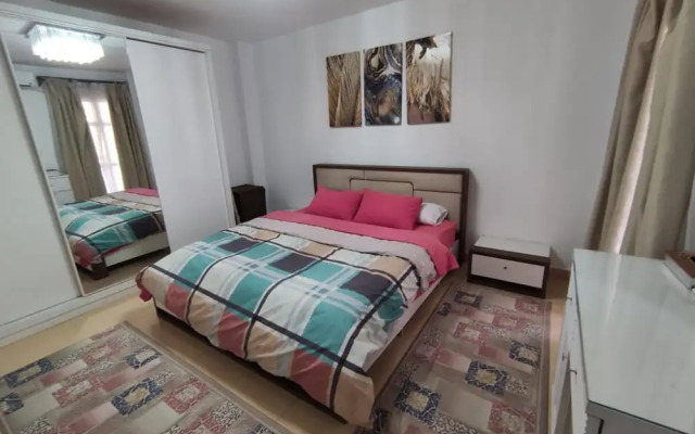Amazing 2-bed Apartment in Cairo Madinty