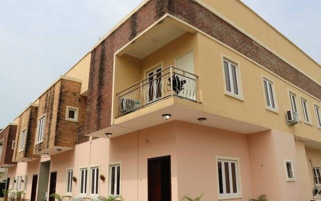 Westwing Hotels and Apartments Lekki