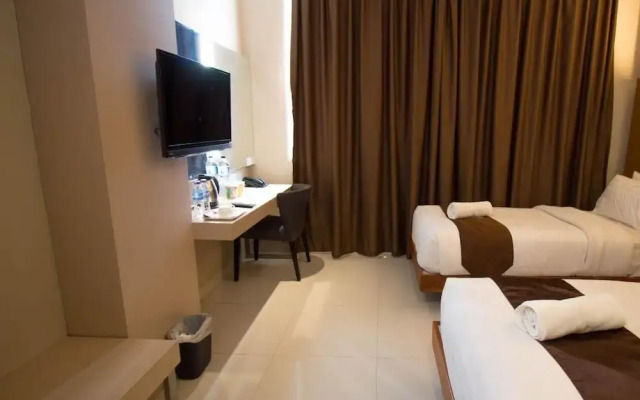 Sky Inn Express Hotel