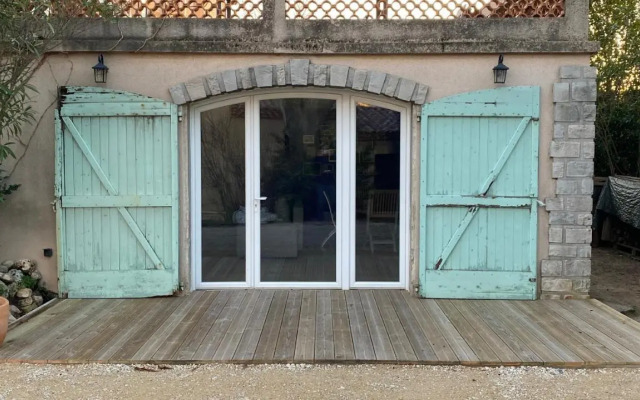 Studio charmant et spacieux au calme