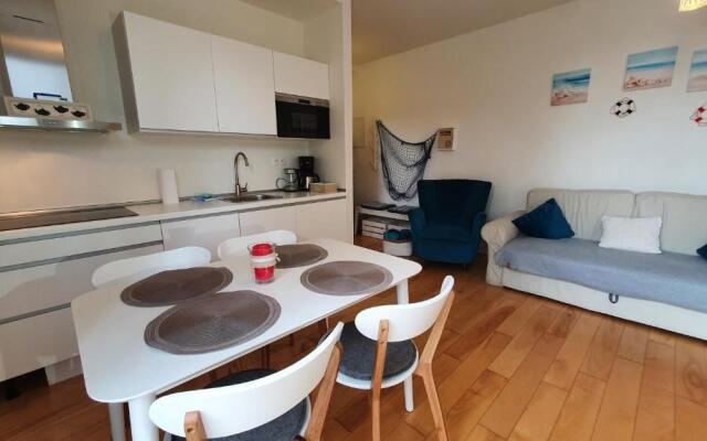 SunnyHome Baltycka 10