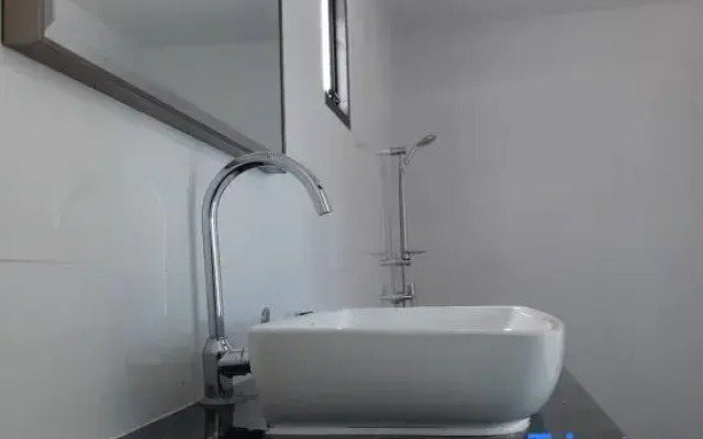 Hillside Studio Vacation Apartment with Pool