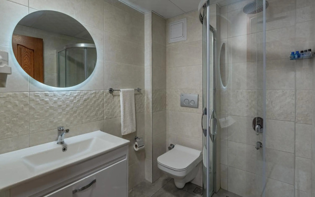 Rosy Suites Hotel
