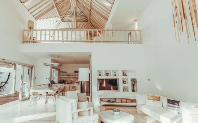 Cloud Nine Estate